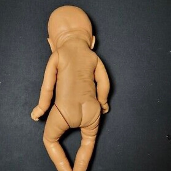 Real like baby doll - Picture 3 of 4